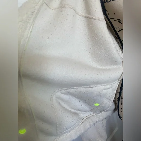 Old Navy Active Sherpa Jacket w/ Neon Detail - Picture 5 of 8